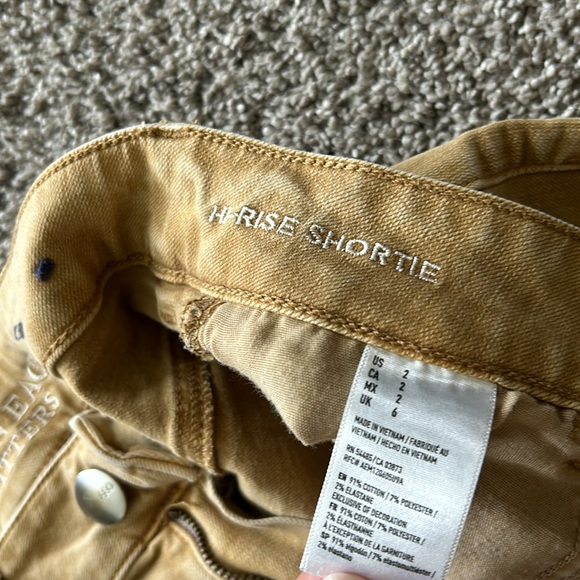 AE High Rise Shortie - Picture 3 of 4